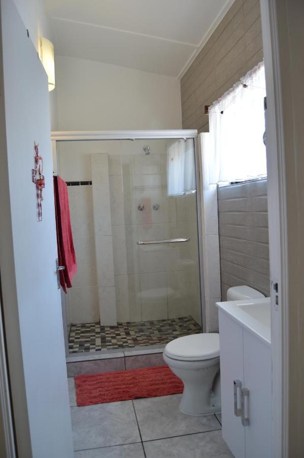 Villelodge Accommodation Lüderitz Kültér fotó