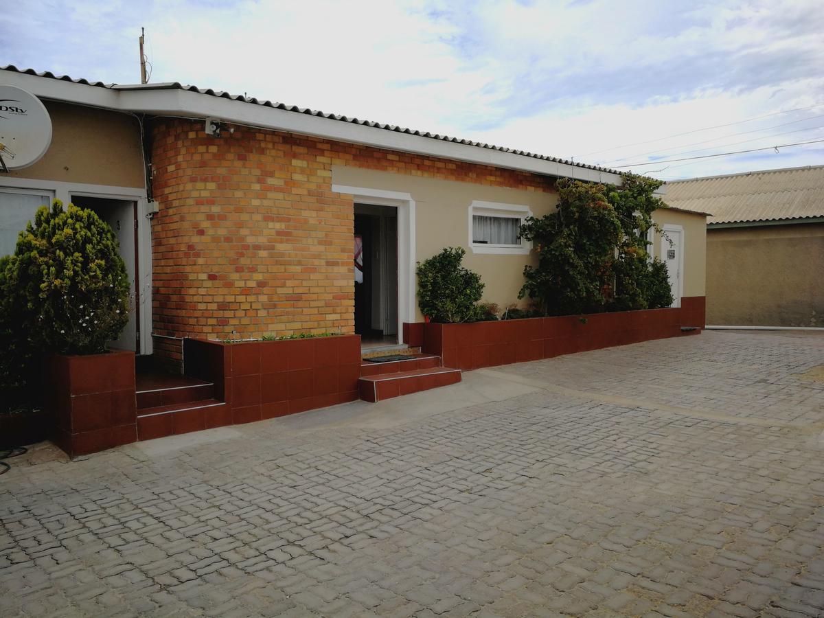 Villelodge Accommodation Lüderitz Kültér fotó