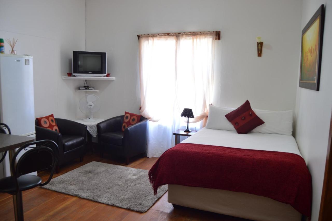 Villelodge Accommodation Lüderitz Kültér fotó