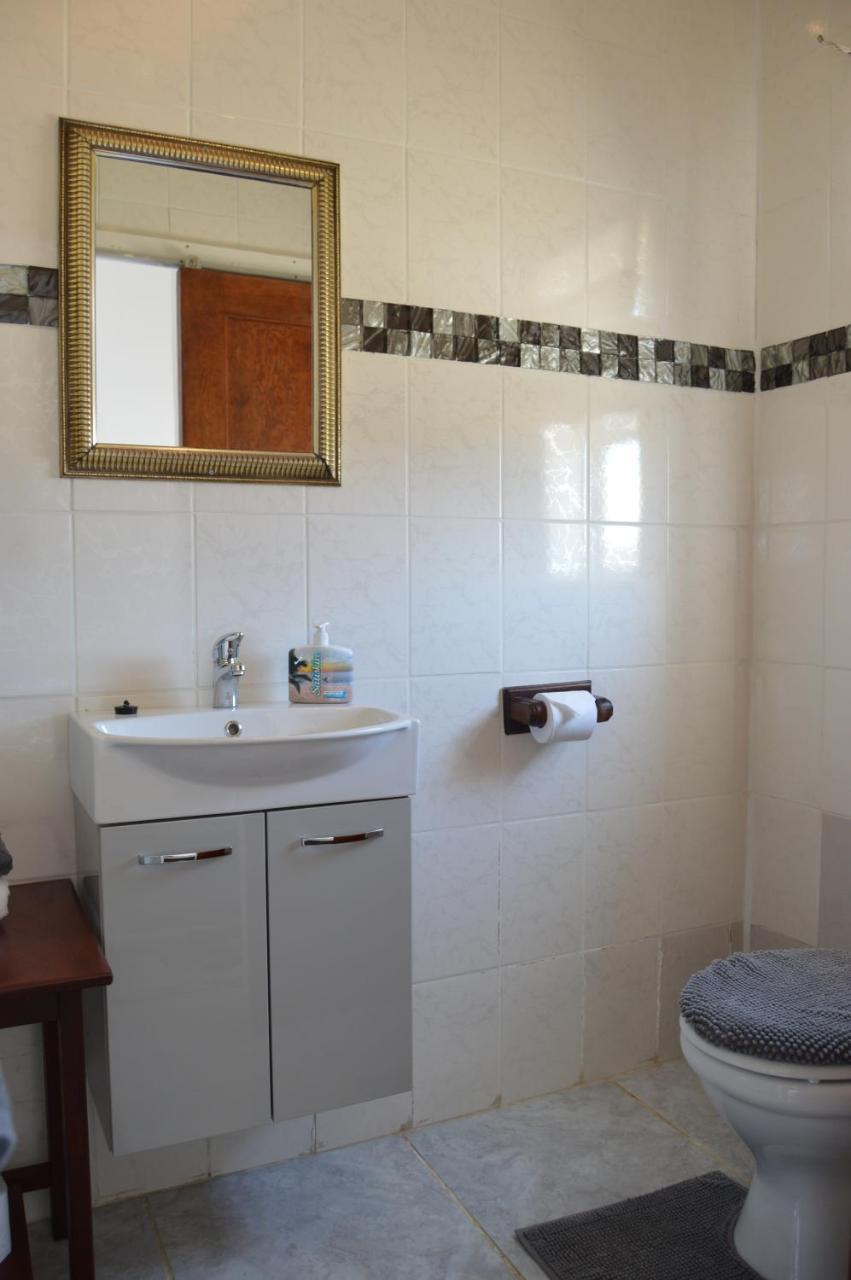 Villelodge Accommodation Lüderitz Kültér fotó